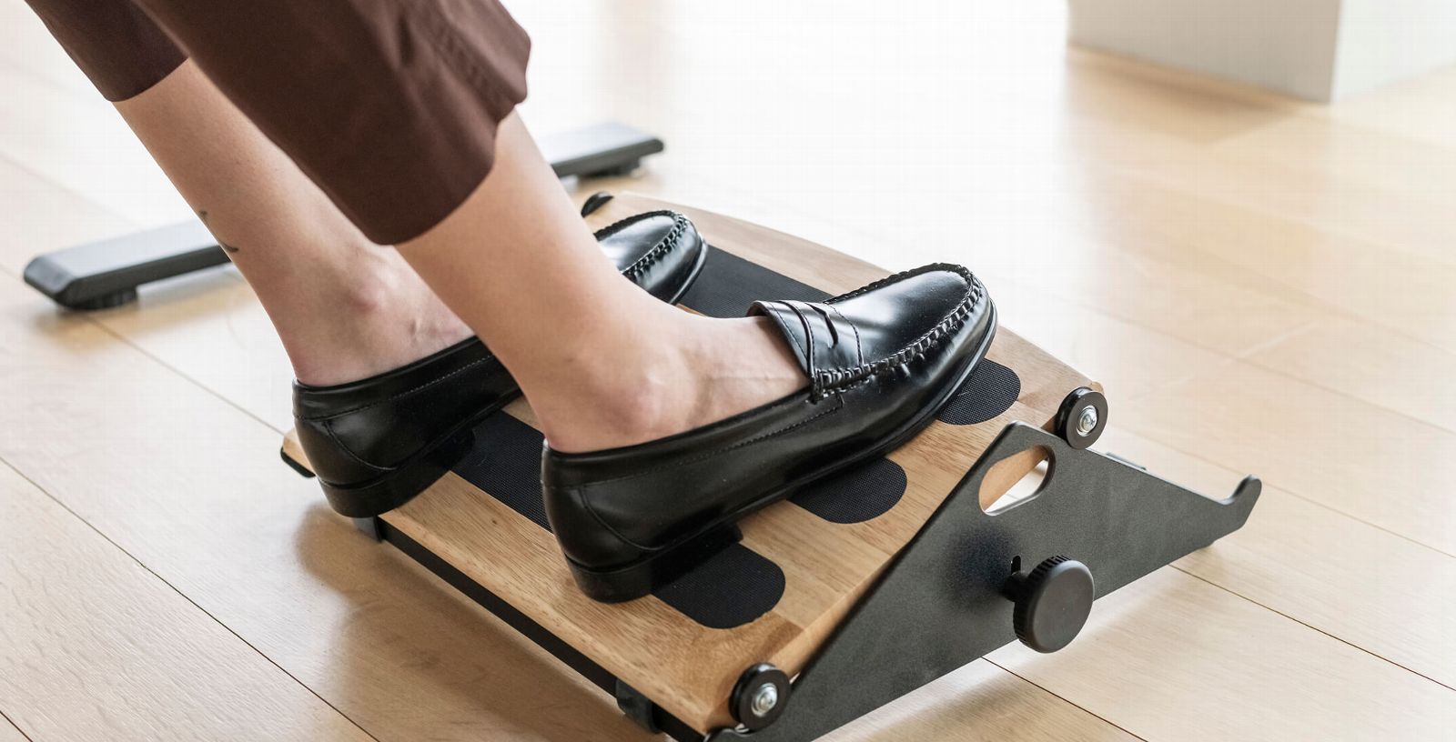 Footrest Function Humanscale